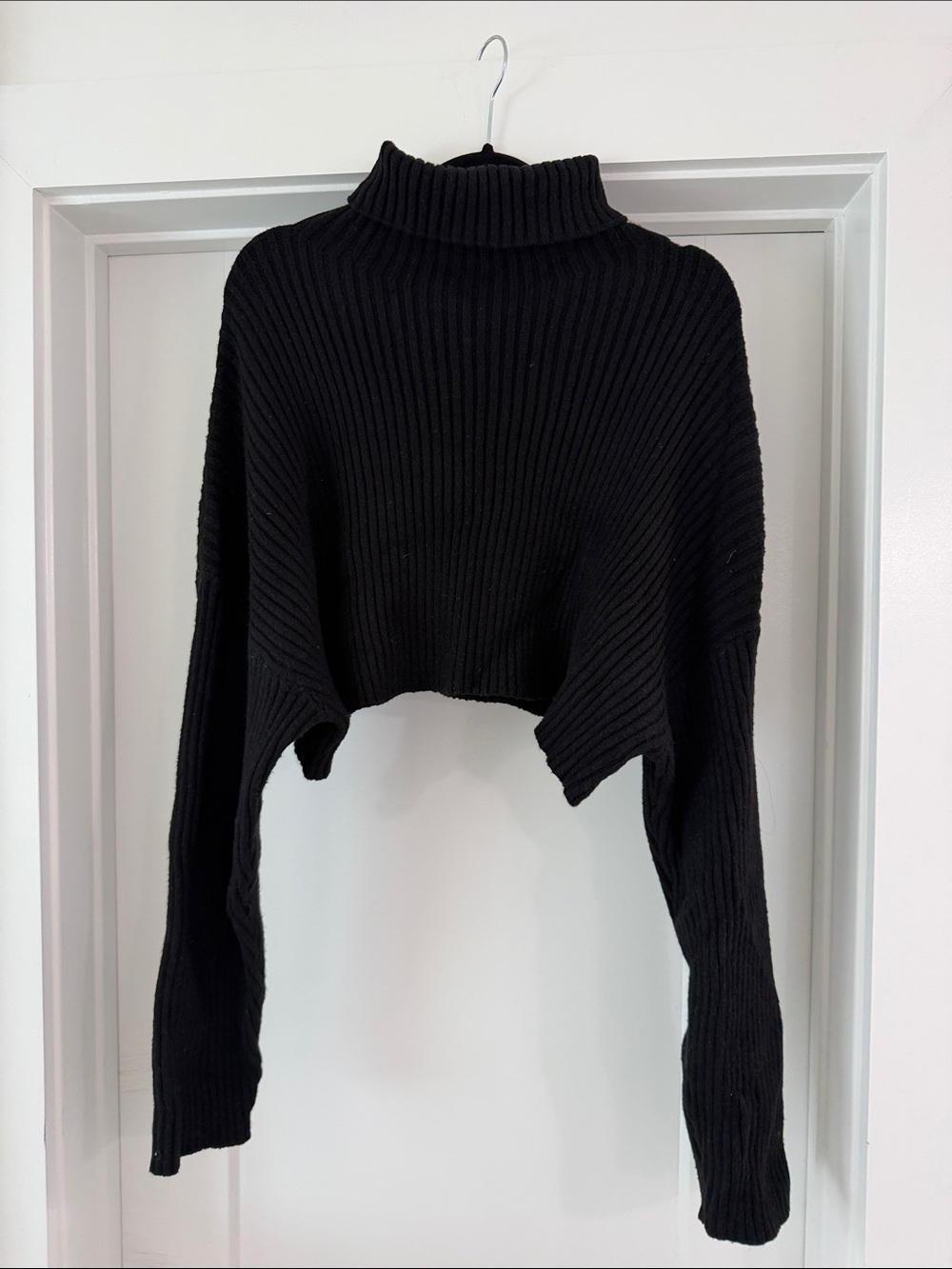 Cropped Black Ribbed Turtleneck Sweater - Women